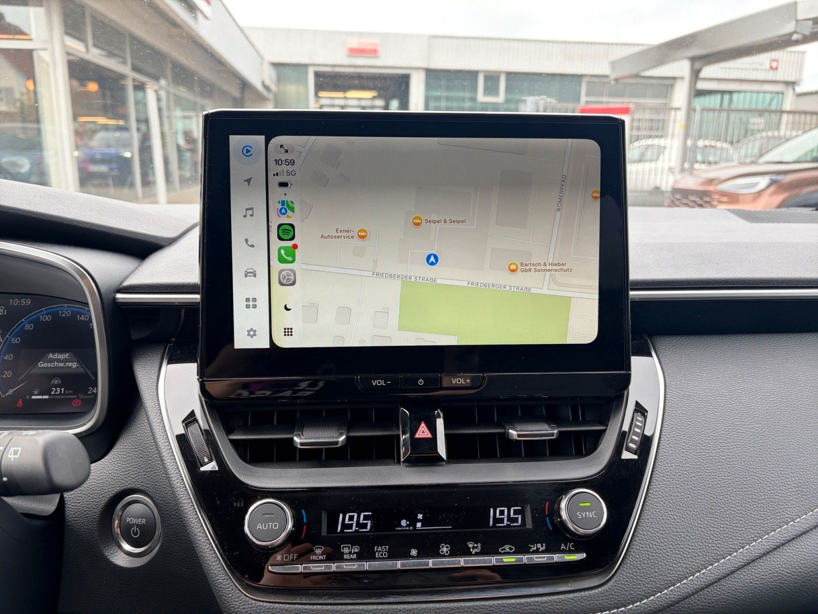 Toyota Corolla TS Hybrid Teamplayer *Technik-Paket