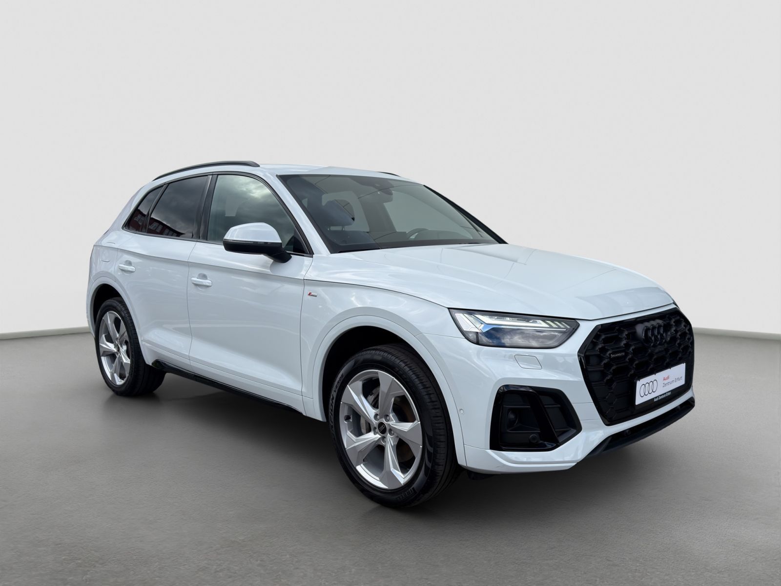 Audi Q5 55 TFSI e quattro S-tronic S line Matrix Umge