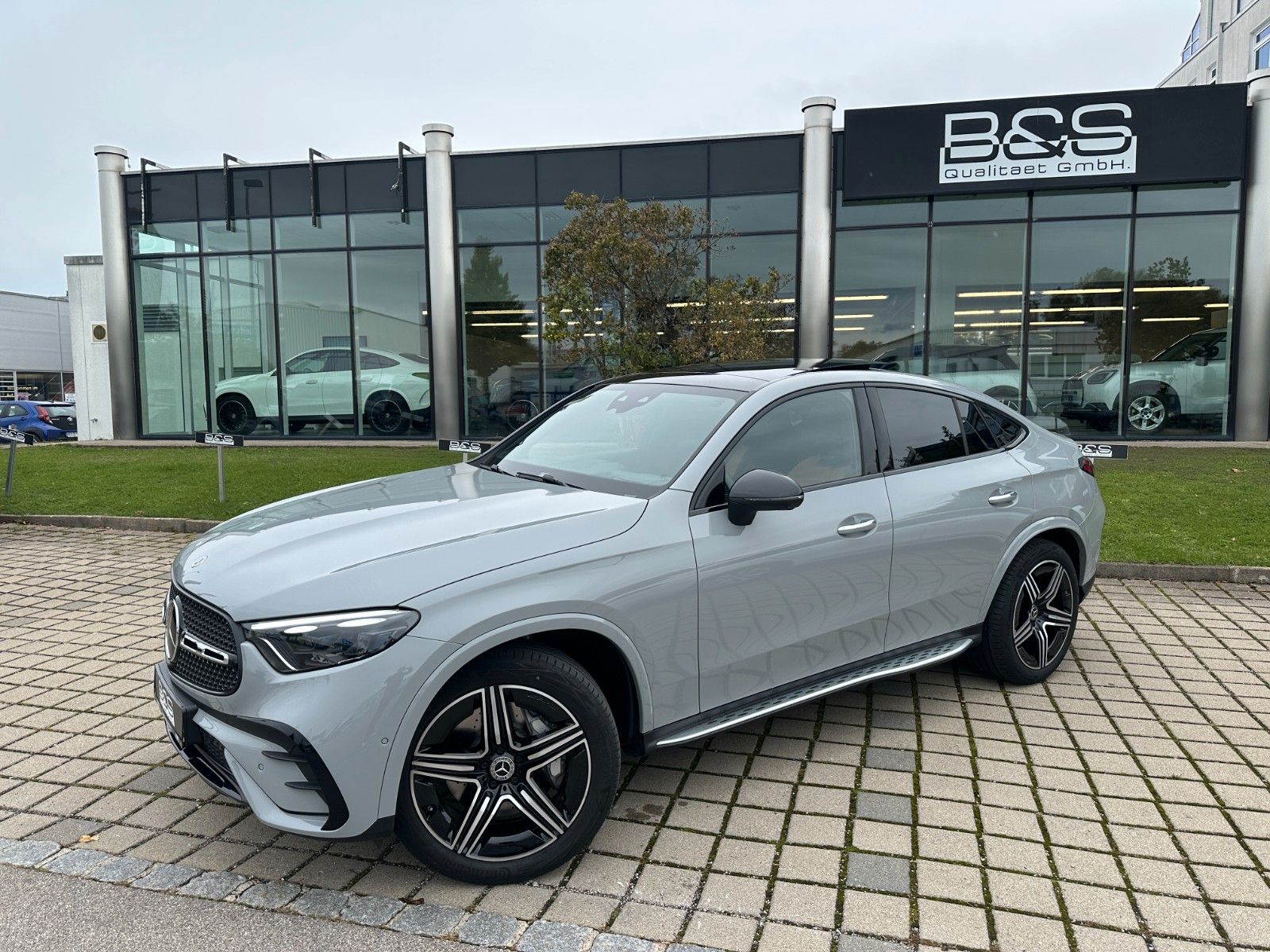 Mercedes-Benz GLC 300d Coupe 4Matic DISTR,HUD,PANO,BURM,AHK...