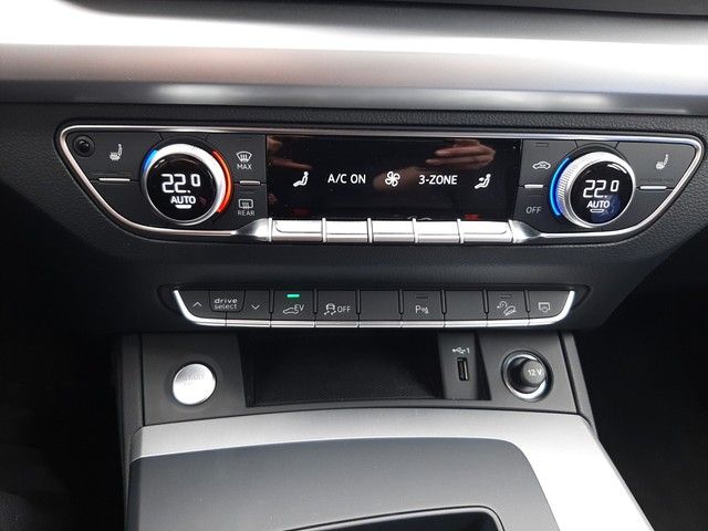 Audi Q5 quattro 50TFSIe - Samsaru's Car Outlet