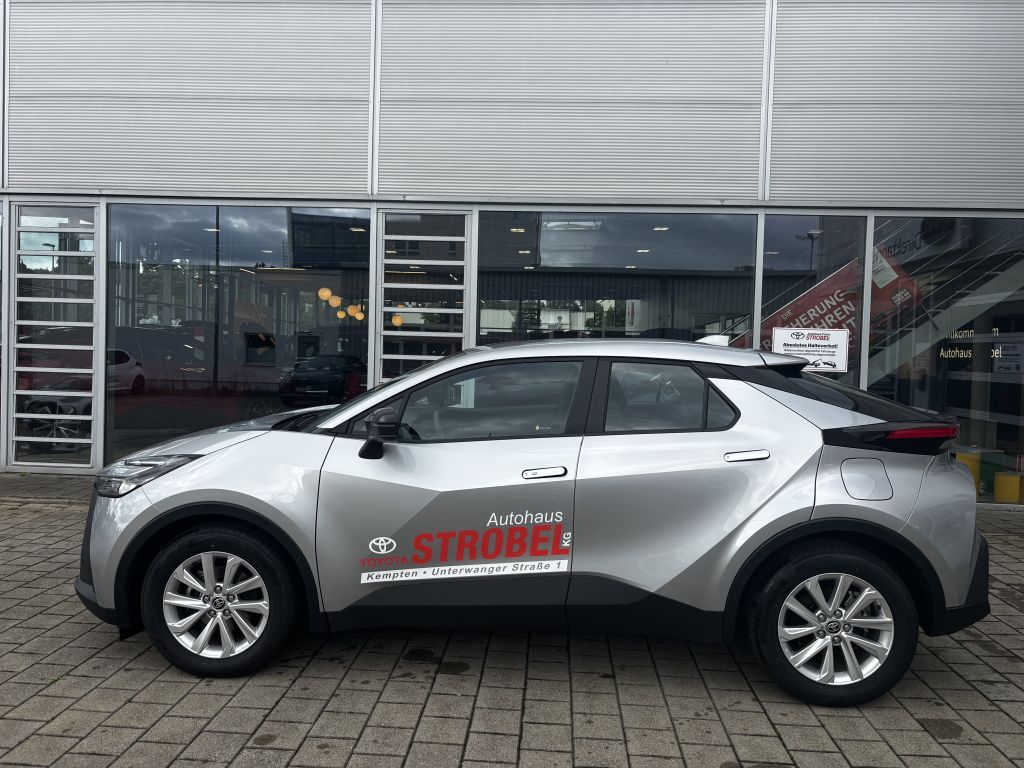 Toyota C-HR 1.8 Hybrid Business Edition