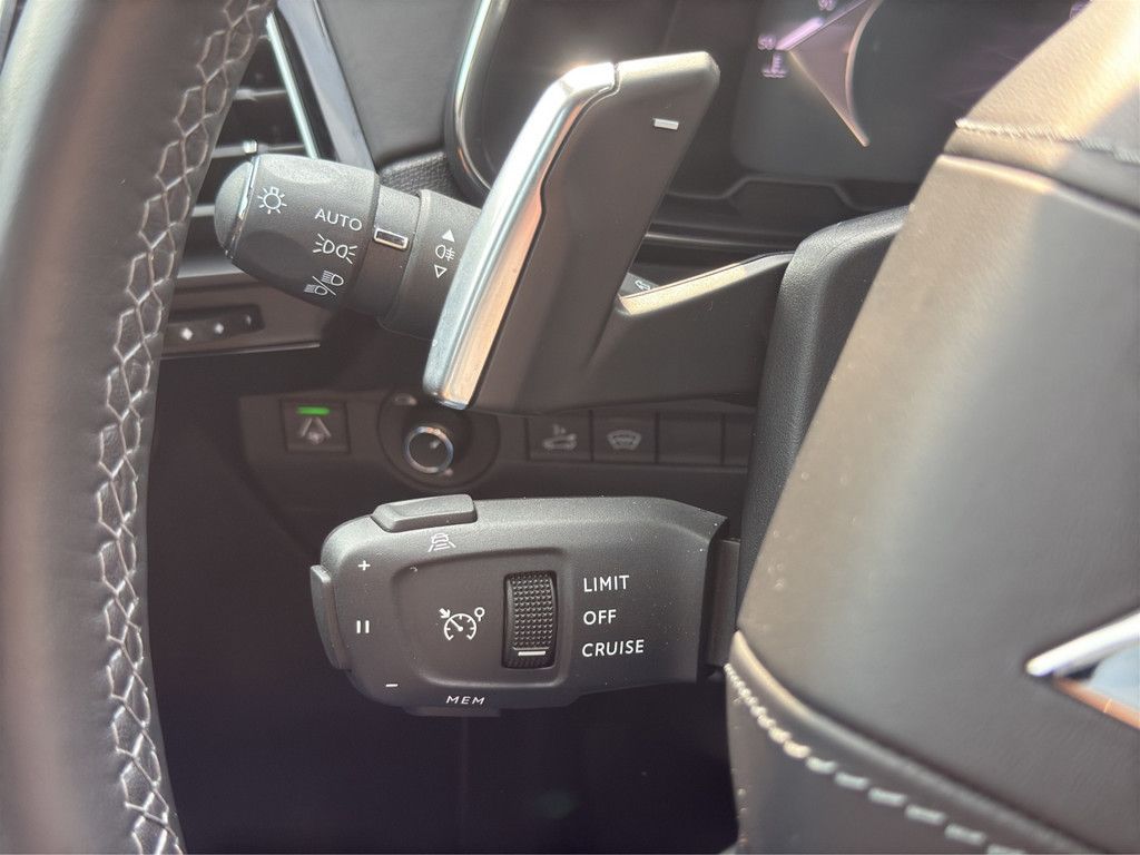 DS Automobiles DS 7 BlueHDI 130 Aut. OPERA LEDER Panoramadach