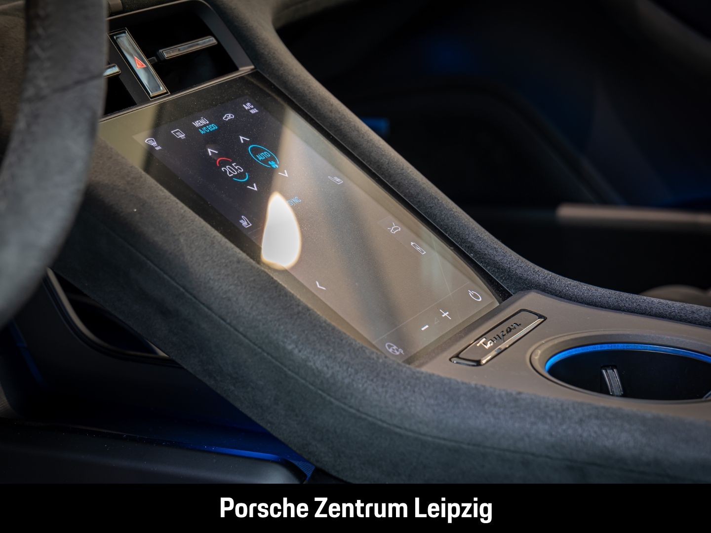 Porsche Taycan GTS Sport Turismo HeadUp InnoDrive Matrix