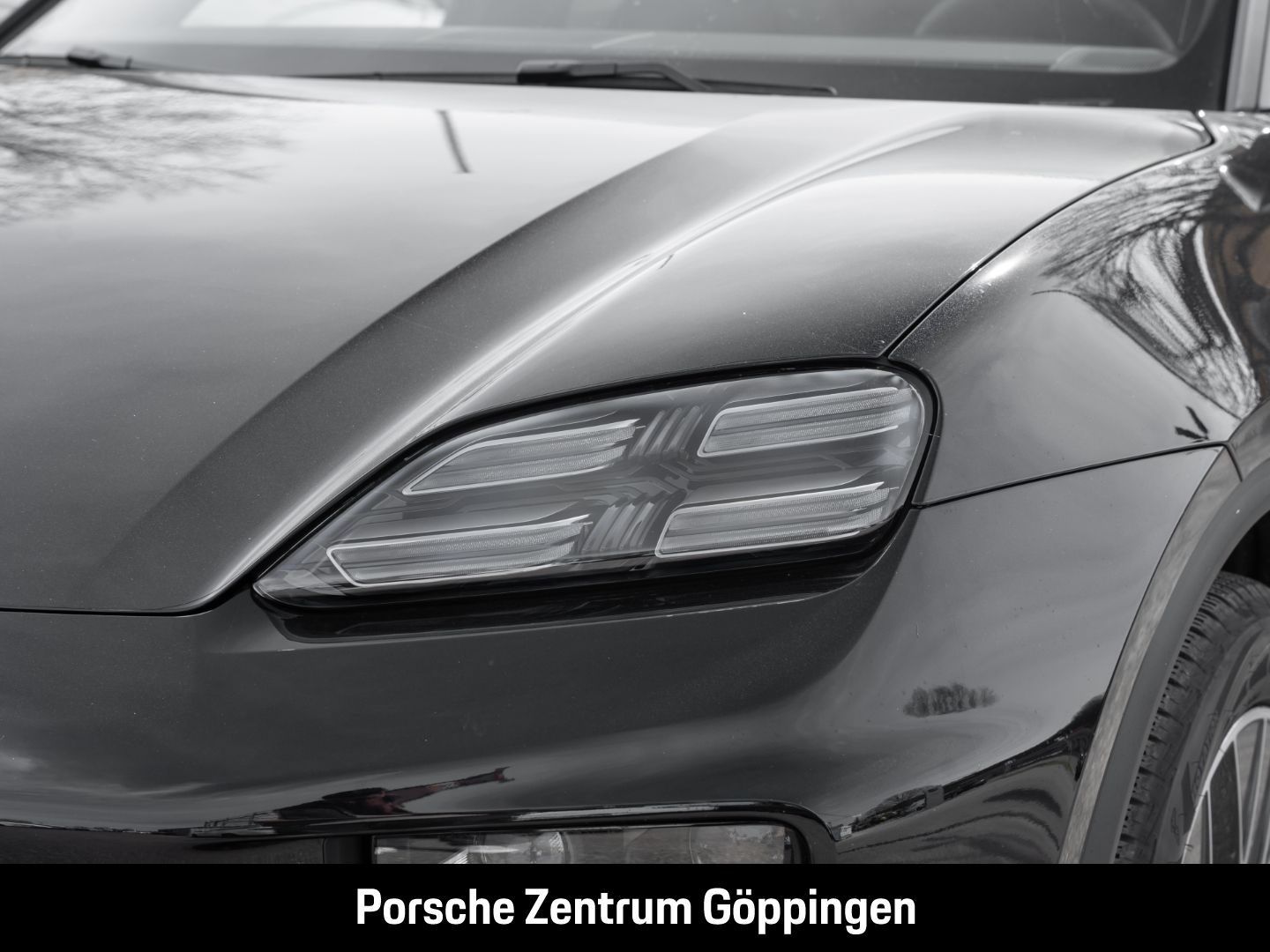 Porsche Macan 4 BOSE InnoDrive LED-Matrix Panoramadach