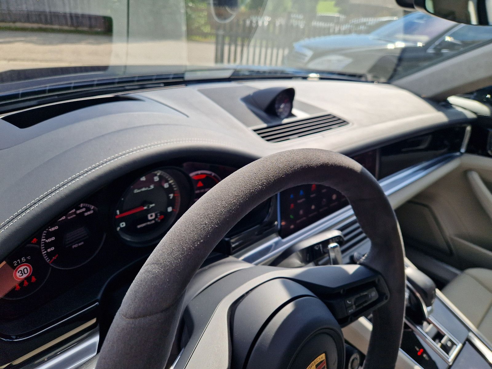 Porsche PANAMERA SPORT TURISMO TURBO S"INSP NEU"APPROVED