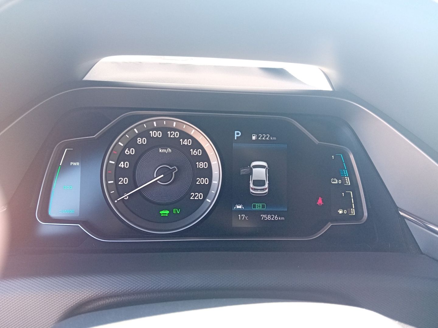 Hyundai IONIQ Plug In Hybrid PHEV Trend - Samsaru's Car Outlet