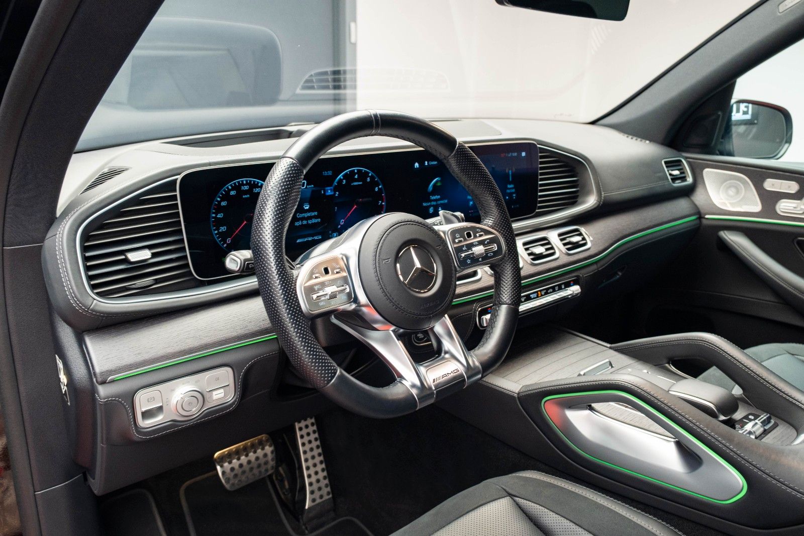 Mercedes-Benz GLE 53 AMG 4M+ Burm Massage Pano 360 22" HUD