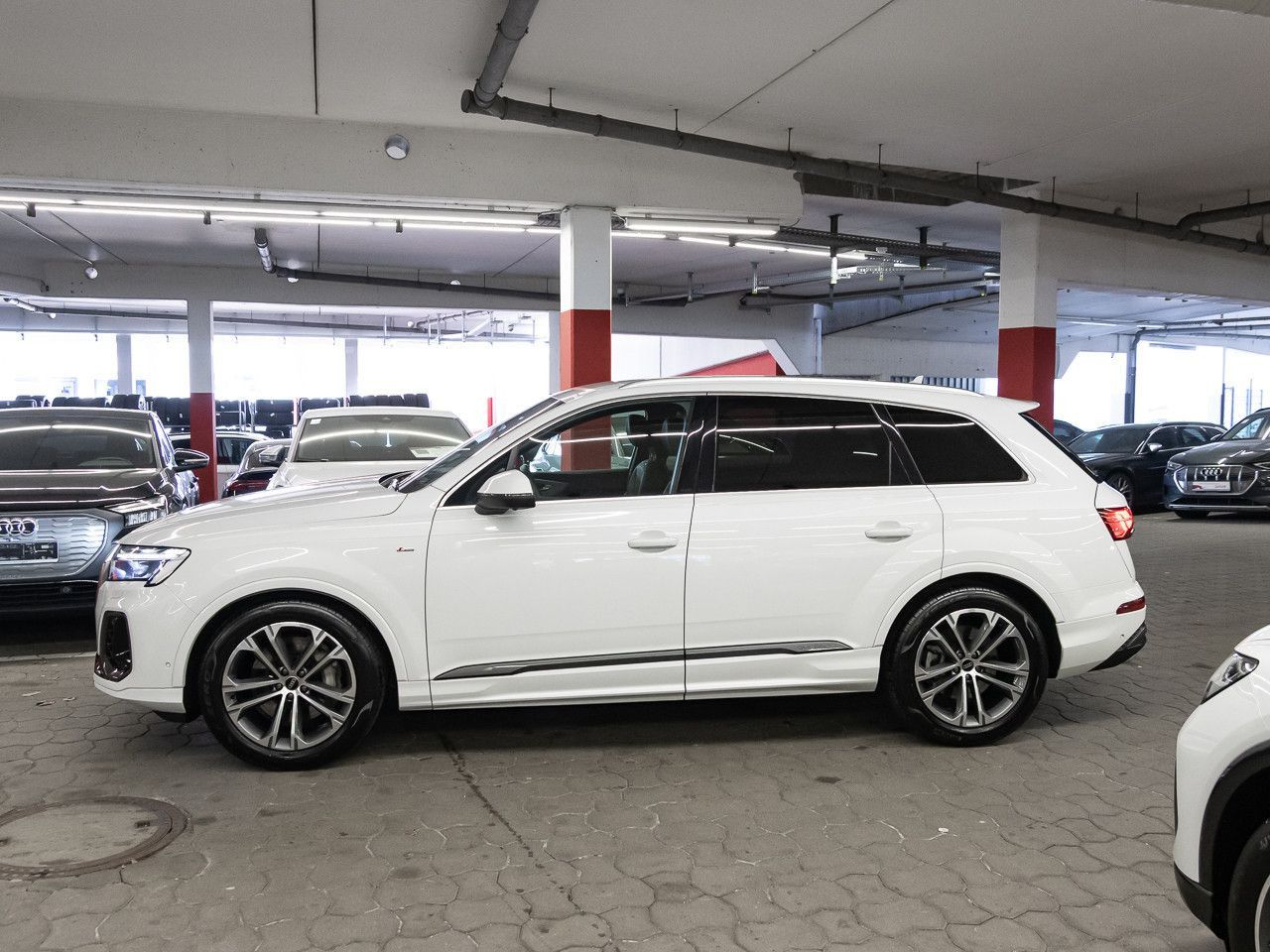 Audi Q7 SUV S line 55 TFSI quattro tiptronic