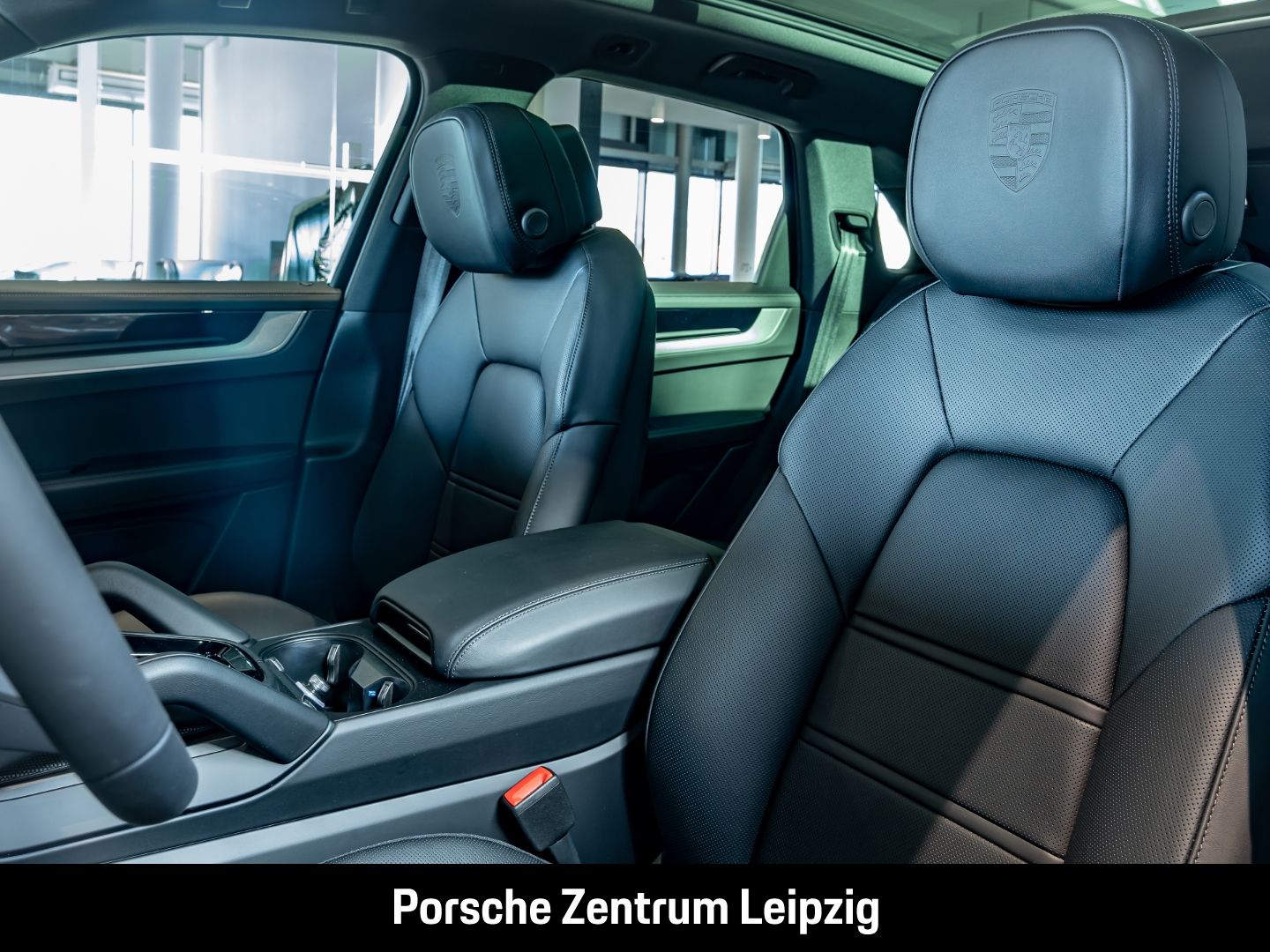 Porsche Cayenne HD-Matrix SportDesign Massage AHK HeadUp
