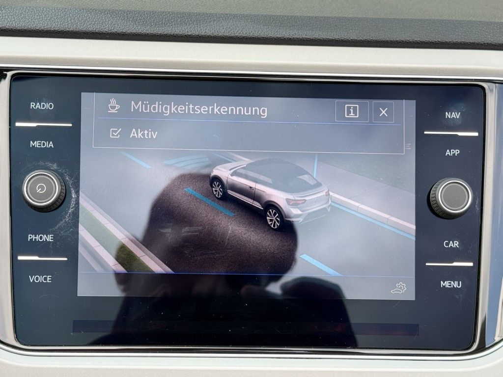 Volkswagen T-Roc Style 1.0TSi - Samsaru's Car Outlet