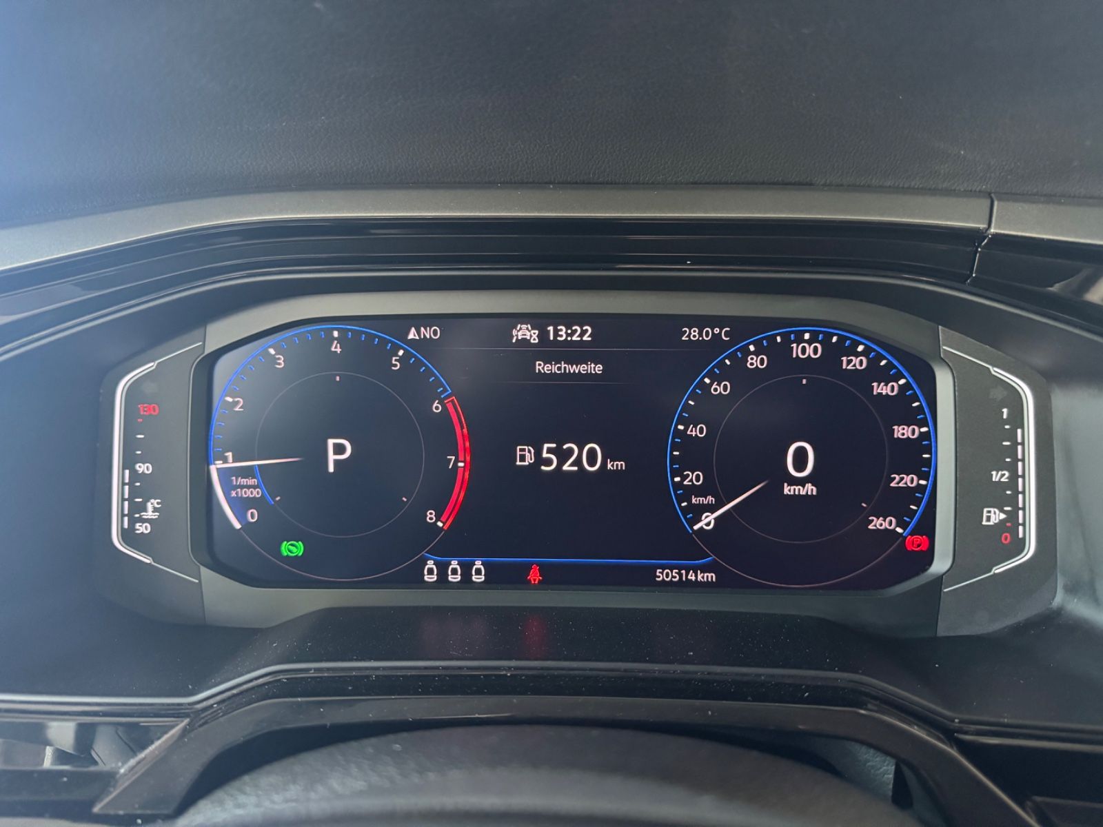 Volkswagen Polo VI 1.0 TSI Comfortline - Samsaru's Car Outlet