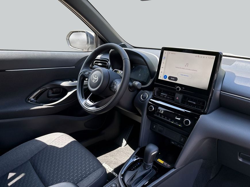 Toyota Yaris Cross Teamplayer Safety-Paket Winter-Paket
