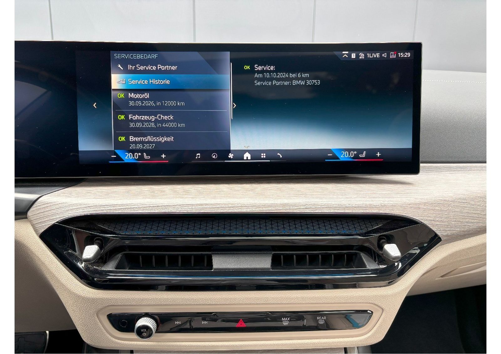 BMW 330e xDrive Touring