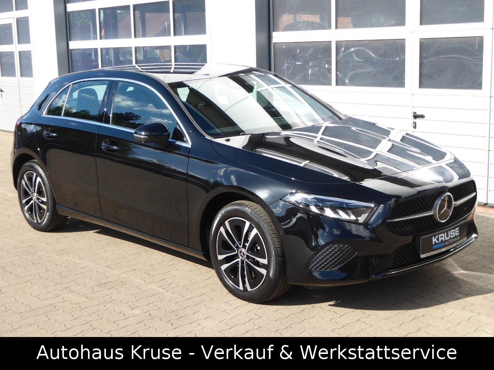 Mercedes-Benz A 250 e PRO - Samsaru's Car Outlet