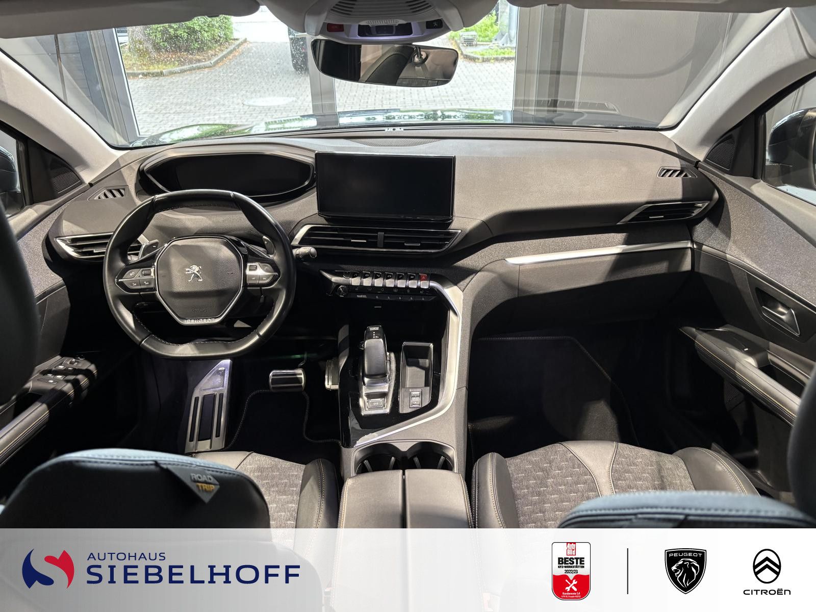 Peugeot 3008 Roadtrip HYBRID 225 e-EAT8