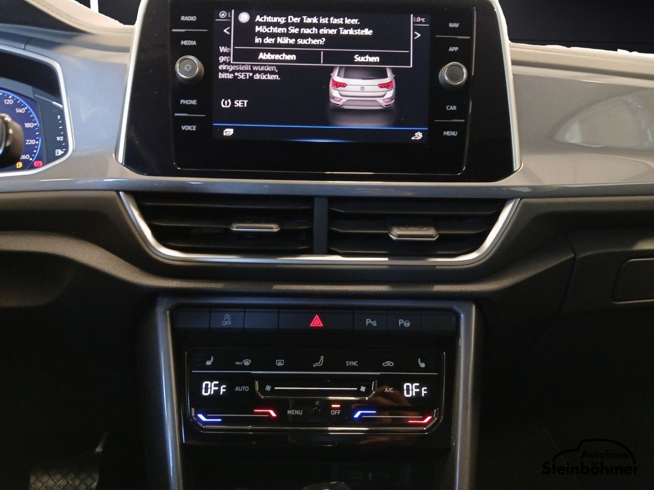 Volkswagen T-Roc Style 1.5TSI DSG Plus - Samsaru's Car Outlet