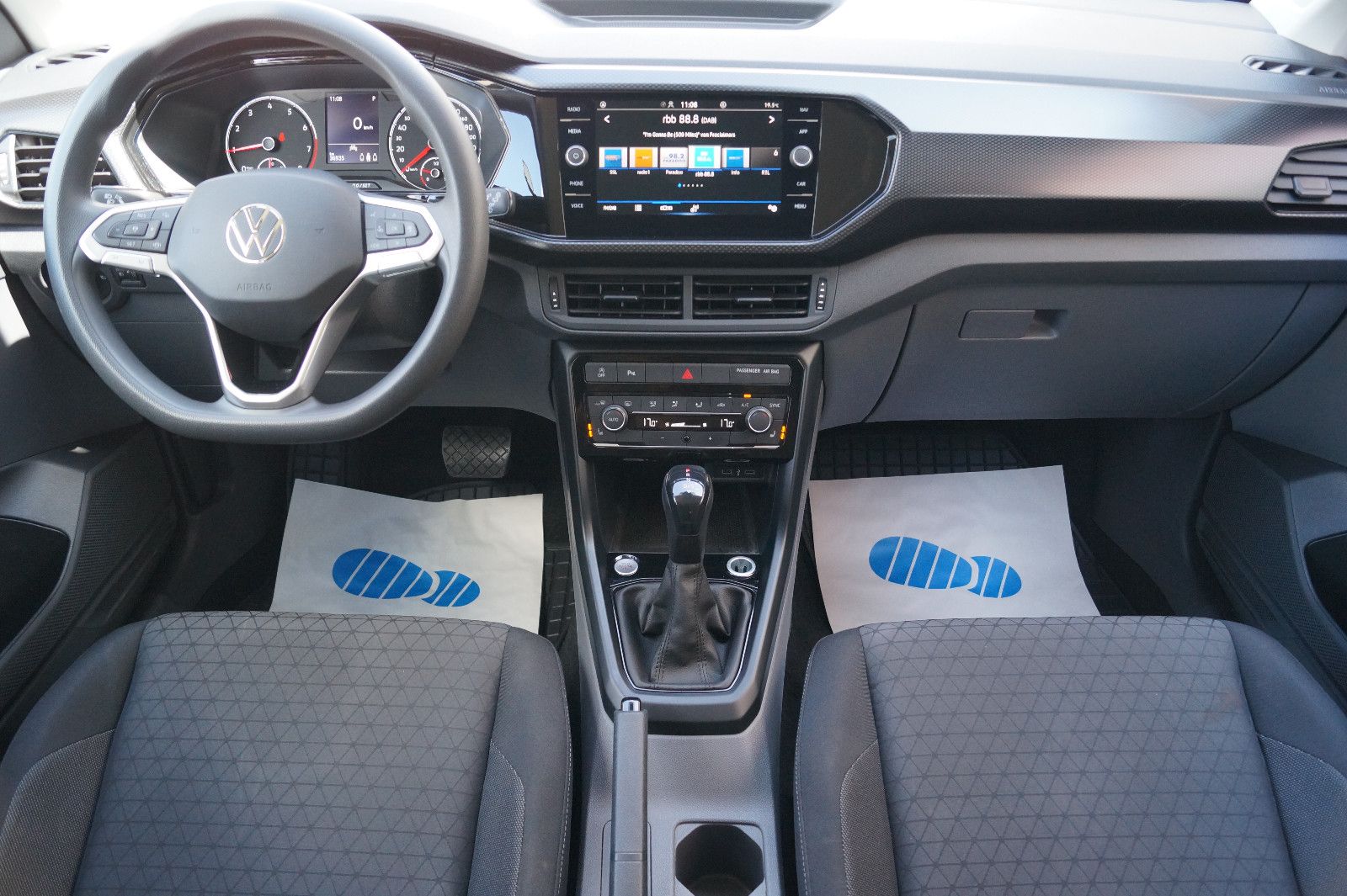 Volkswagen T-Cross Life DSG - Samsaru's Car Outlet