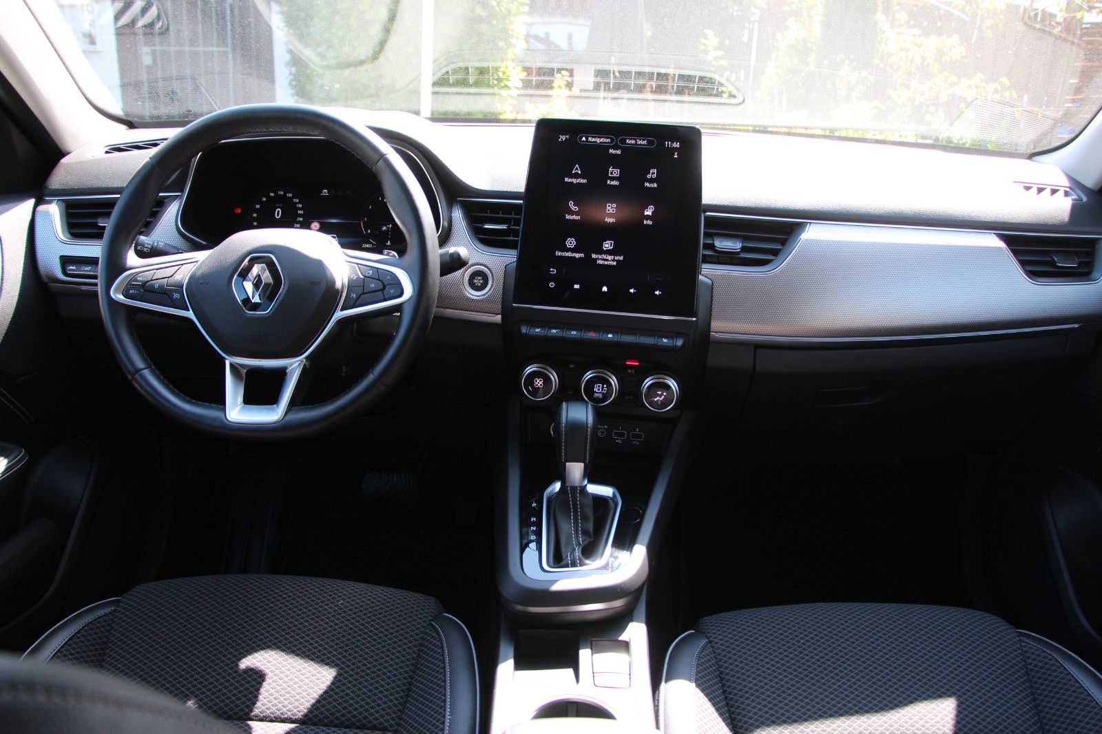 Renault Arkana Mild Hybrid 140 EDC Techno - Samsaru's Car Outlet