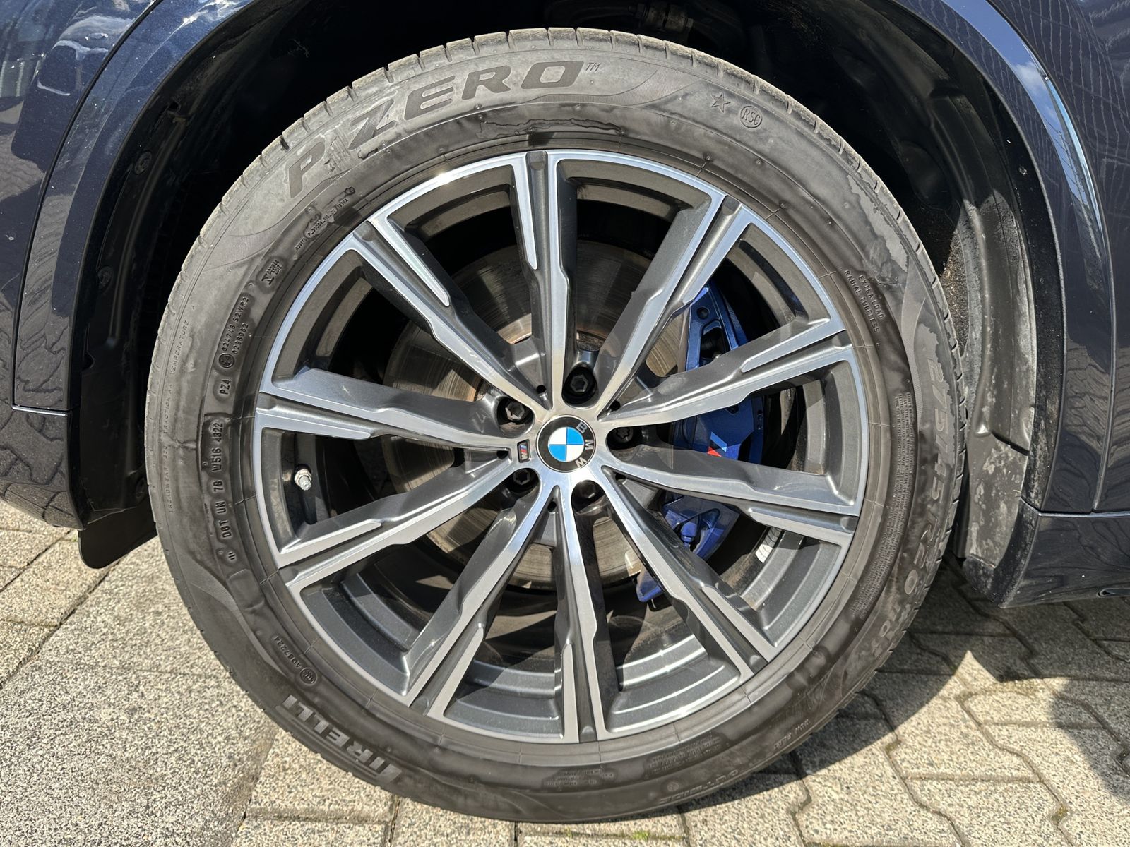 BMW X5 xDrive30d M Sport 2-Achs-Luft StHzg 7-Sitzer