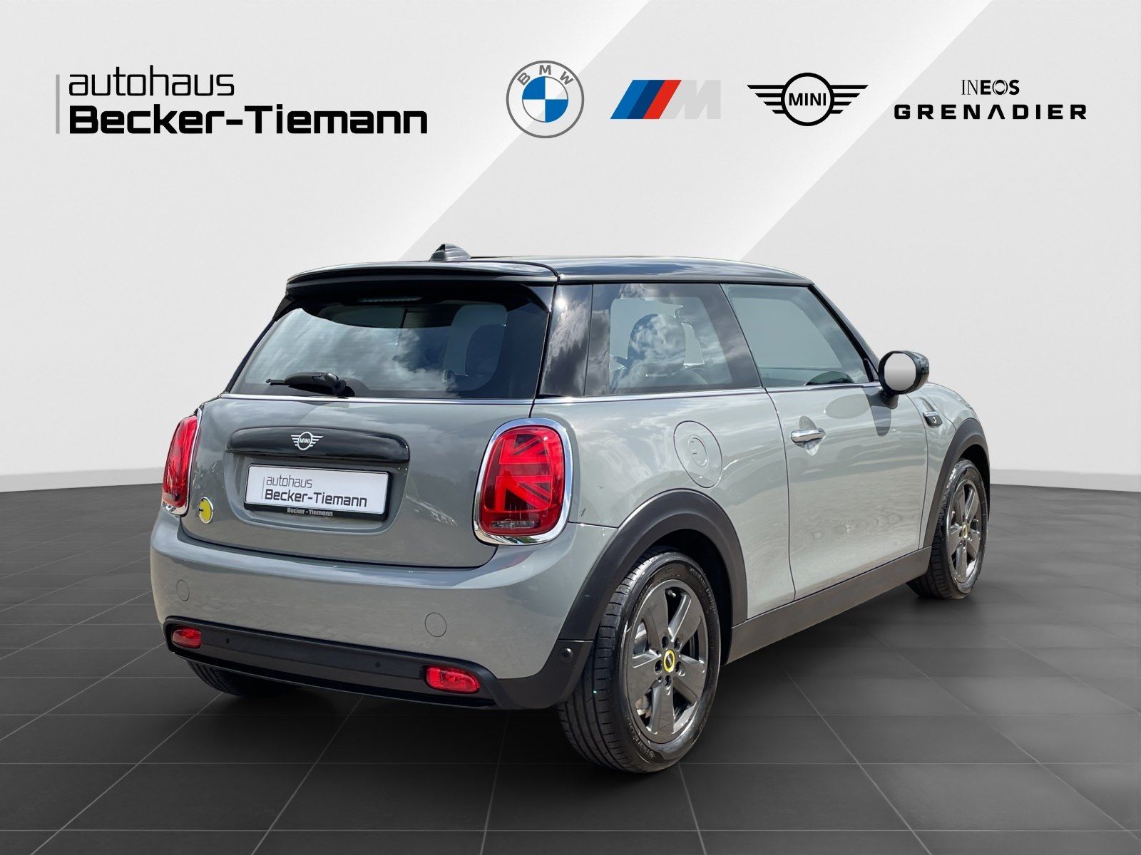 MINI Cooper SE Essential - Samsaru's Car Outlet