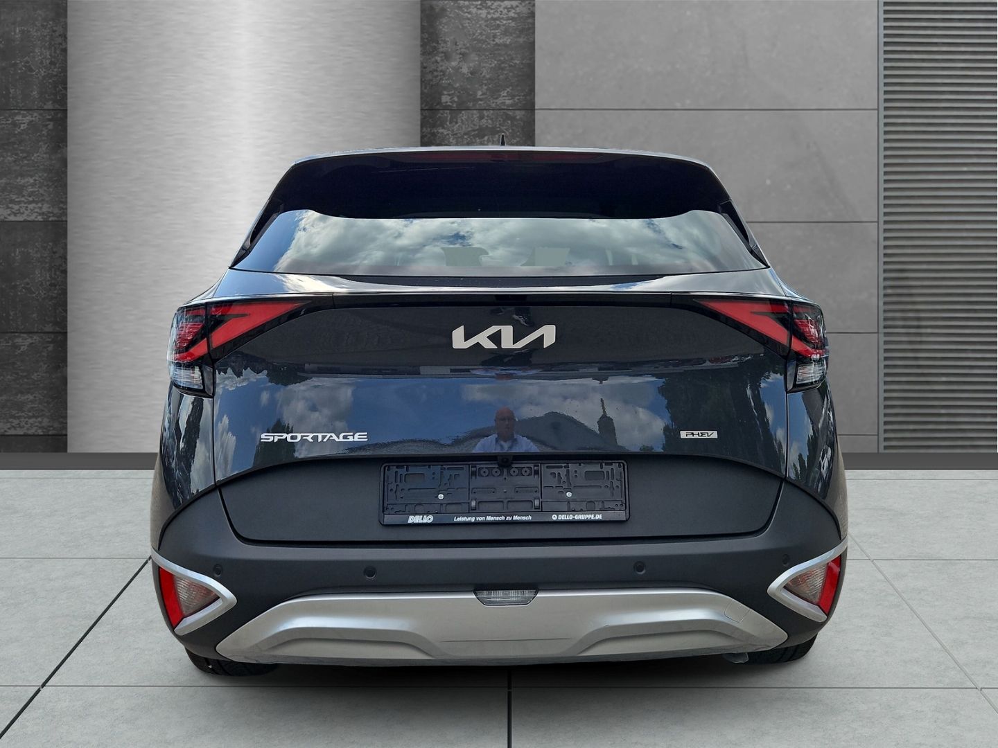 Kia Sportage 1.6T PHEV DCT AWD Vision - Samsaru's Car Outlet