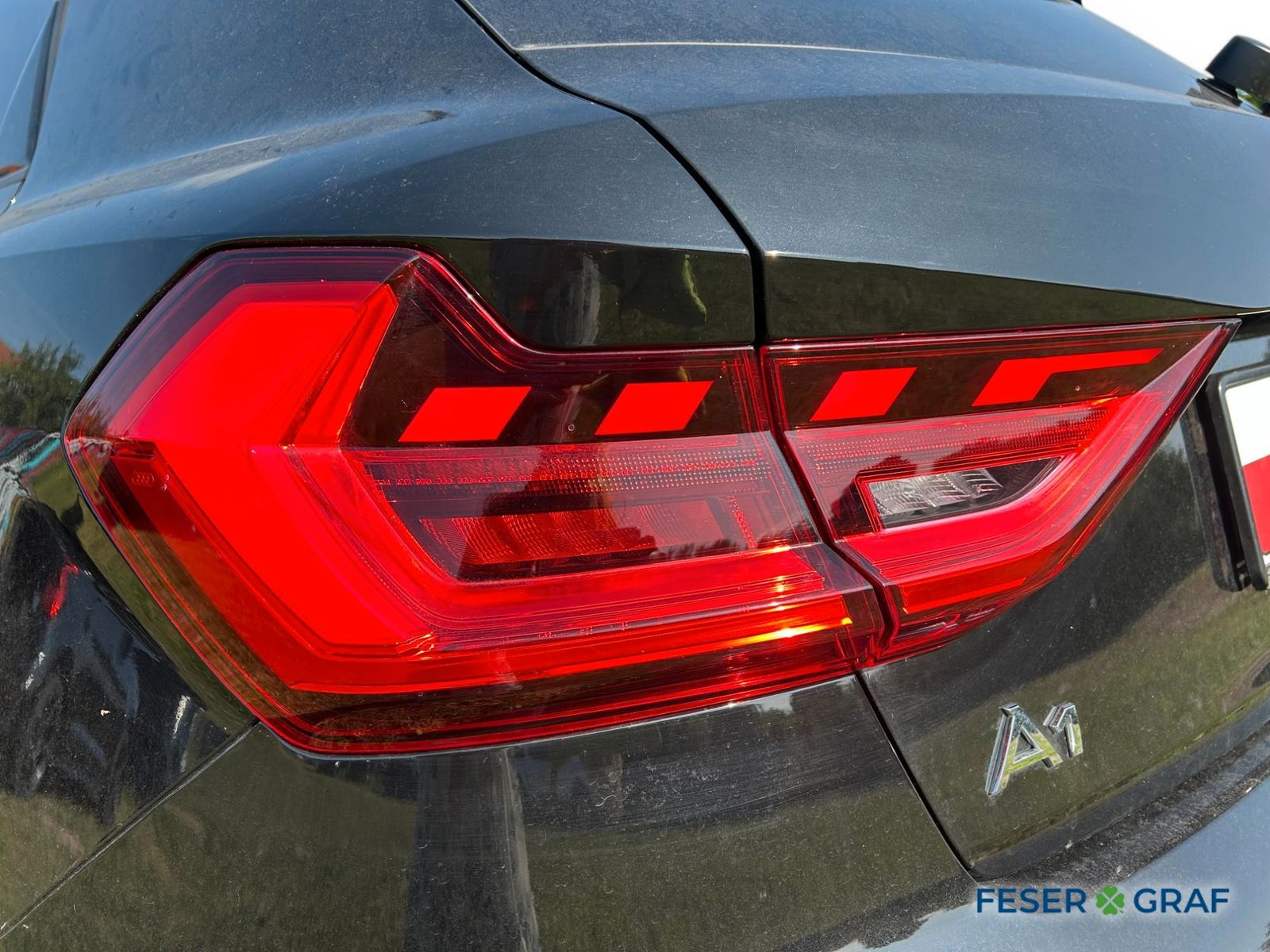 Audi A1 Sportback S line 30TFSI S tronic - Samsaru's Car Outlet