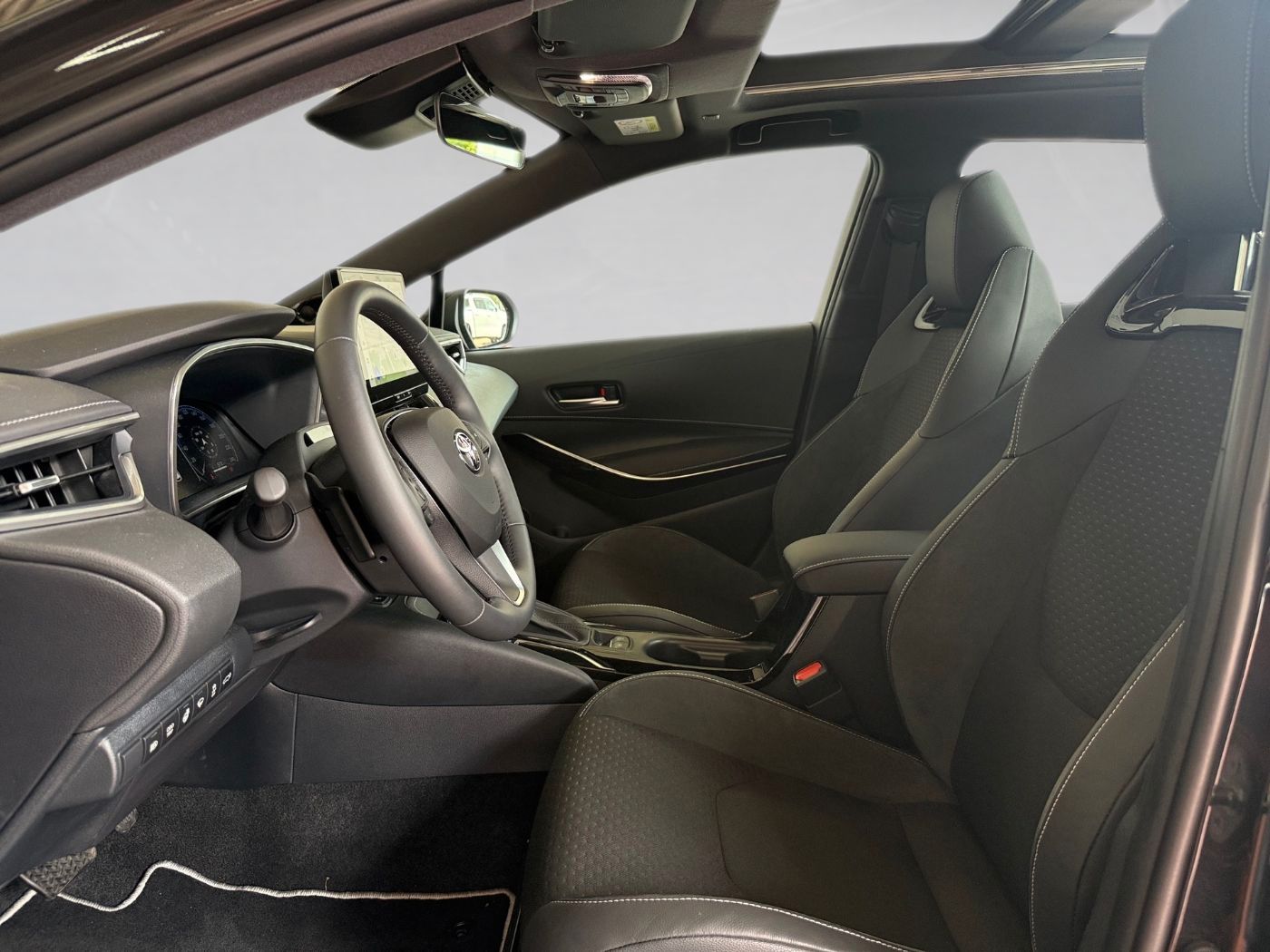 Toyota Corolla Touring Sports 2.0 Lounge PanoramaSD JBL