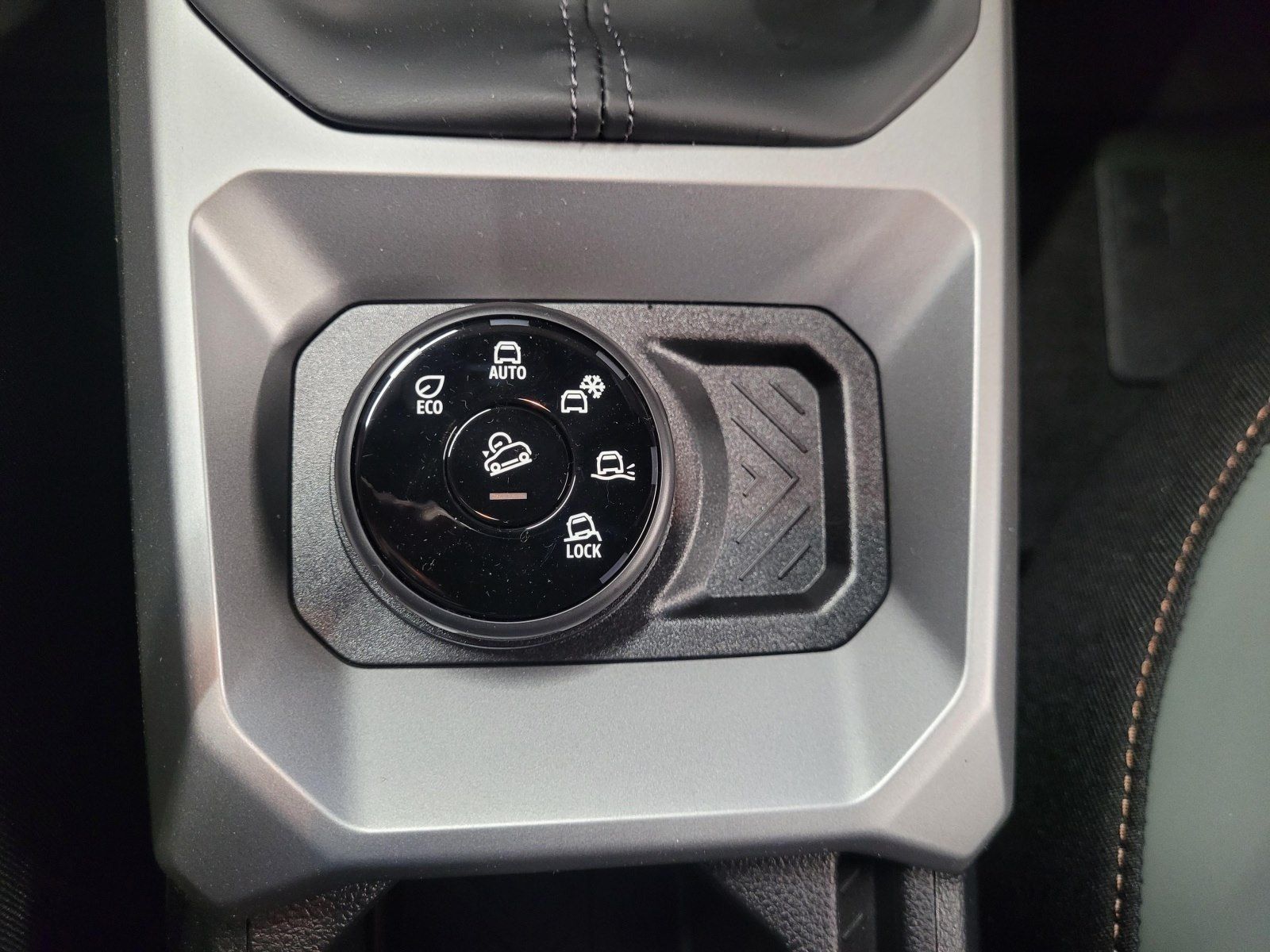 Dacia Duster Extreme TCe 130 4x4 - Samsaru's Car Outlet
