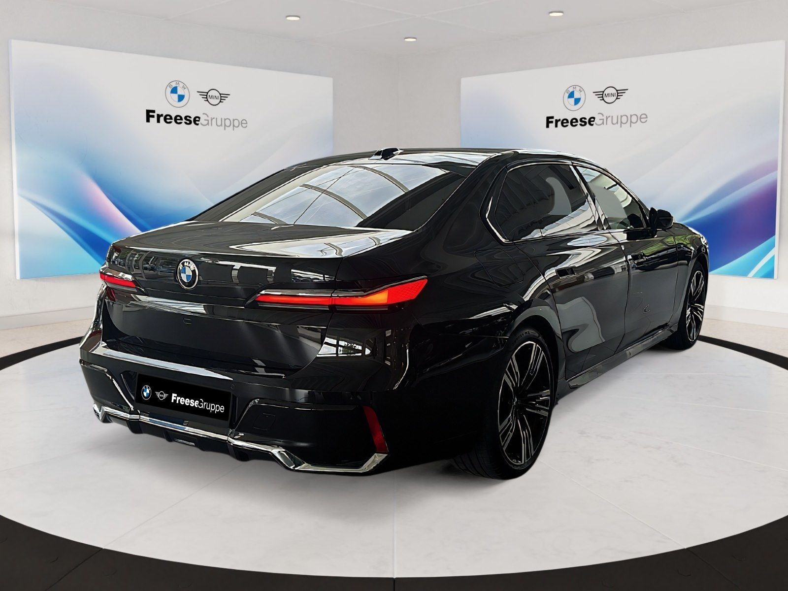 BMW 740d xDrive AHK 360° STANDHZ HEAD-UP MASSAGE RFK