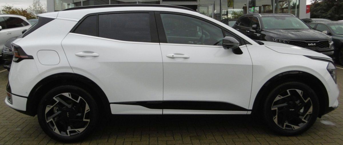 Kia Sportage GT-Line 4WD Plug-in Hybrid - Samsaru's Car Outlet