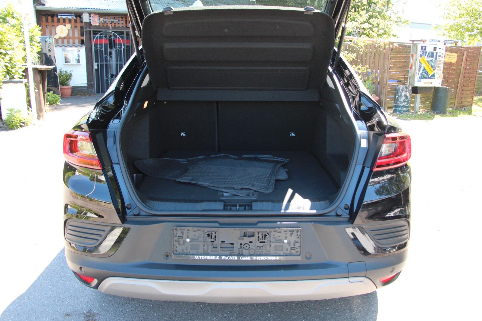 Renault Arkana Mild Hybrid 140 EDC Techno - Samsaru's Car Outlet