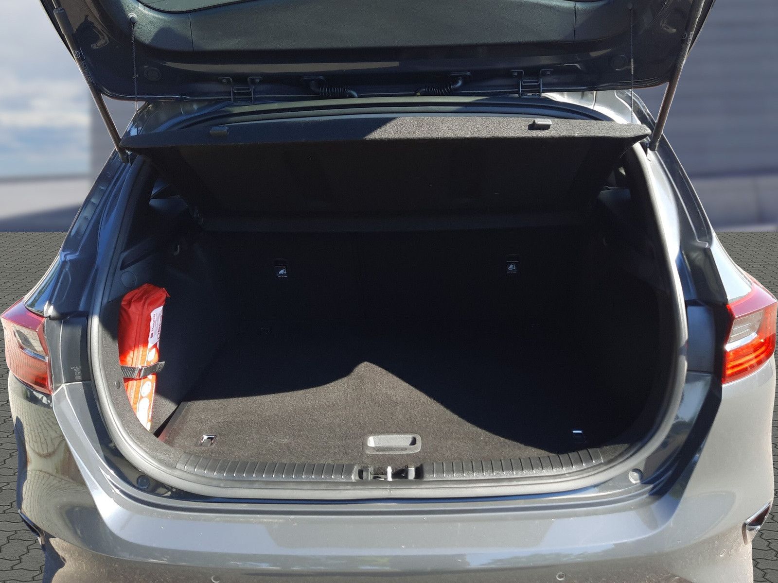 Kia Ceed 1.5 T-GDI Vision - Samsaru's Car Outlet