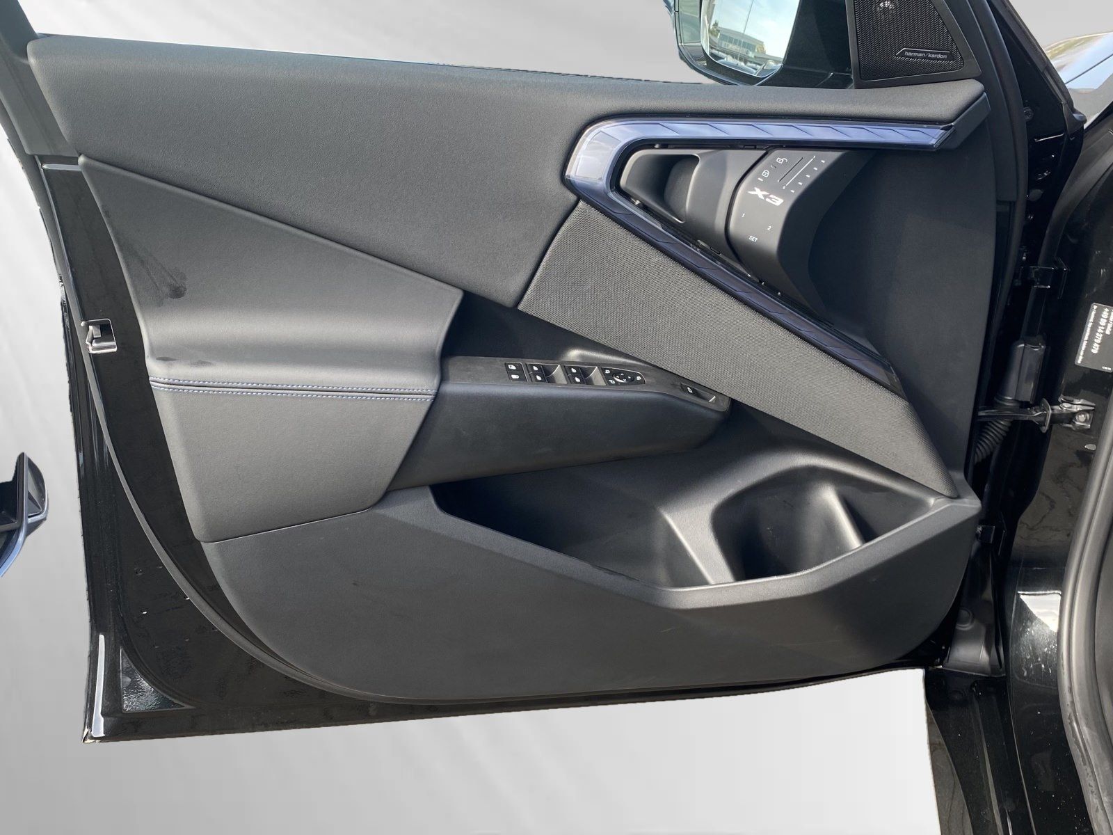 BMW X3 30e xDrive M Sport|AHK|Pano|Head-Up