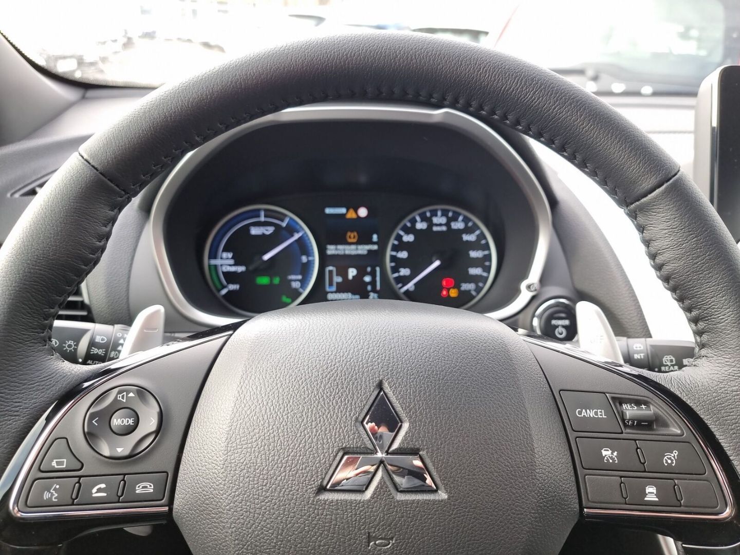 Mitsubishi Eclipse Cross Plug-In Hybrid Select App Sitzh.