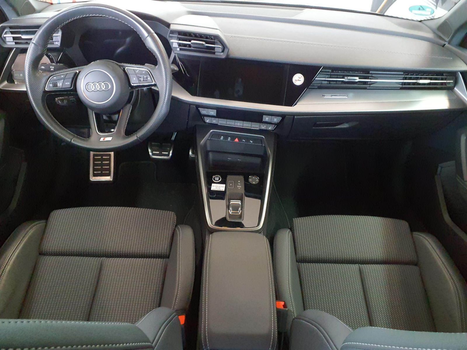 Audi A3 Sportback 30 TFSI LED Navi PDC+ Teilleder