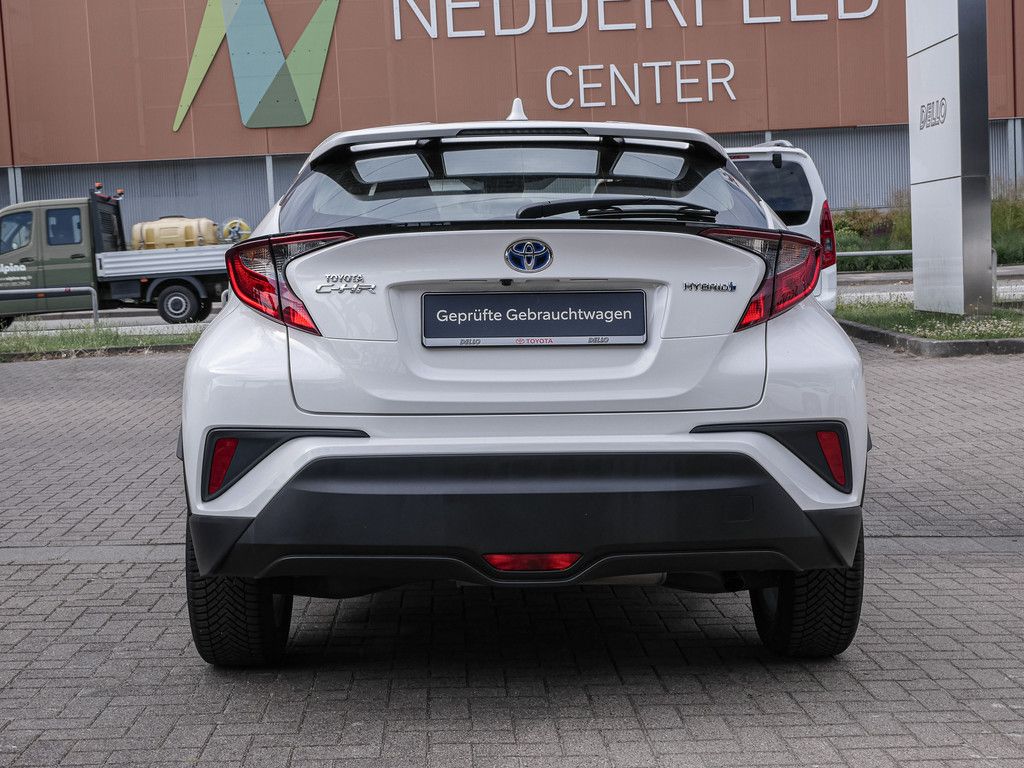 Toyota C-HR HYBRID Flow - Samsaru's Car Outlet
