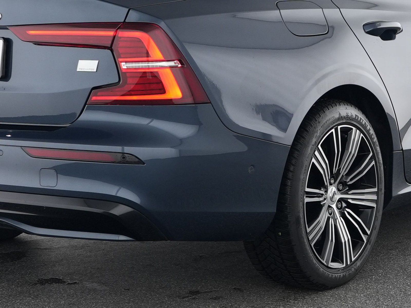 Volvo S60 T8 Recharge AWD Ultimate Dark 19"+B&W+360°