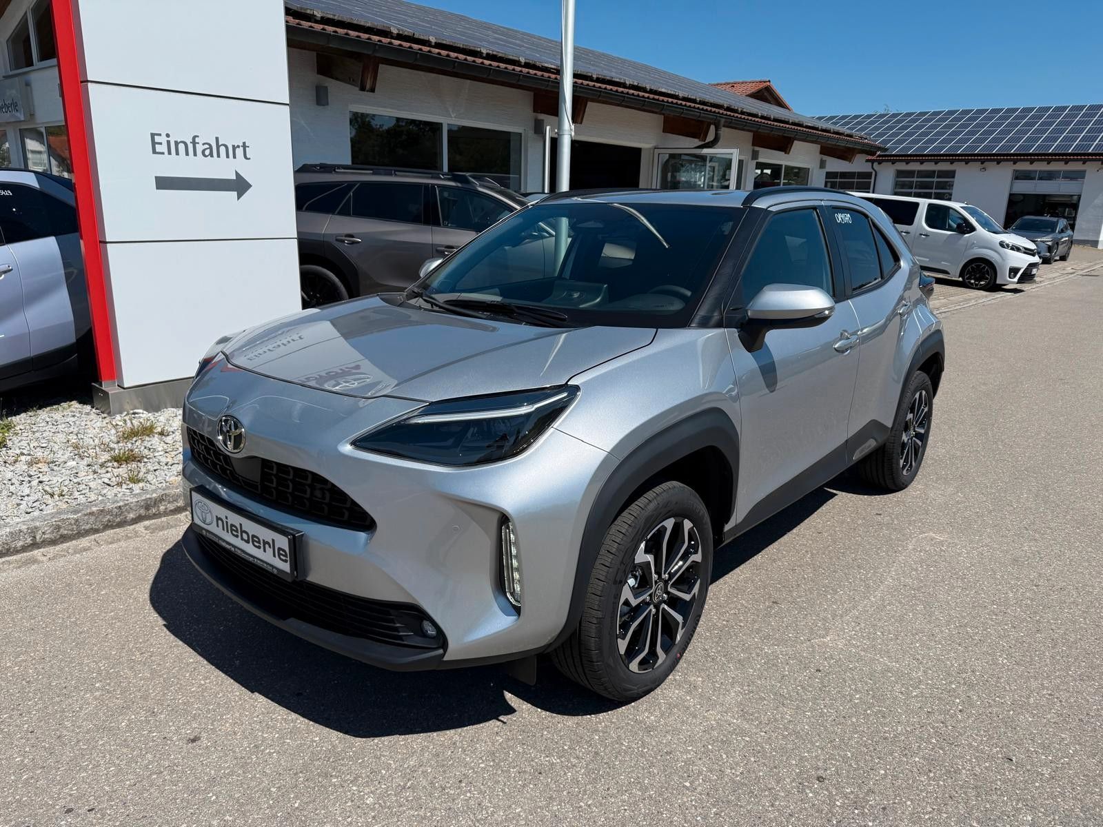 Toyota Yaris Cross Hybrid 4x4 Teamplayer *LED,Kamera*