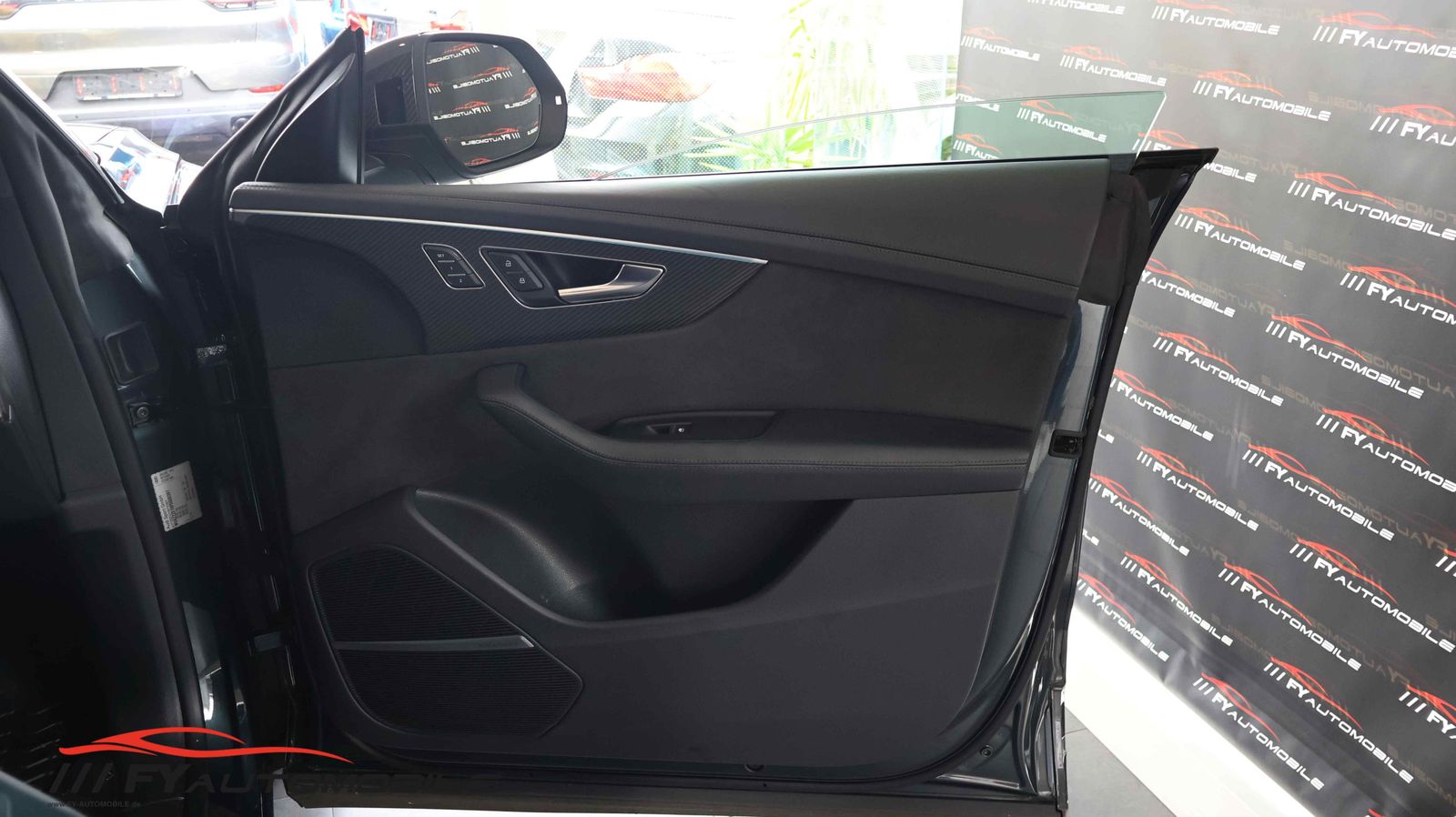 Audi RSQ8 RSQ8 4.0 TFSI quattro Keramik* Pano* AHK*