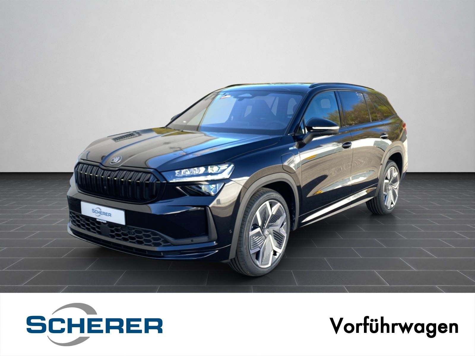 Skoda Kodiaq Sportline 1,5 TSI iV DSG AHK/ Pano/ Infot