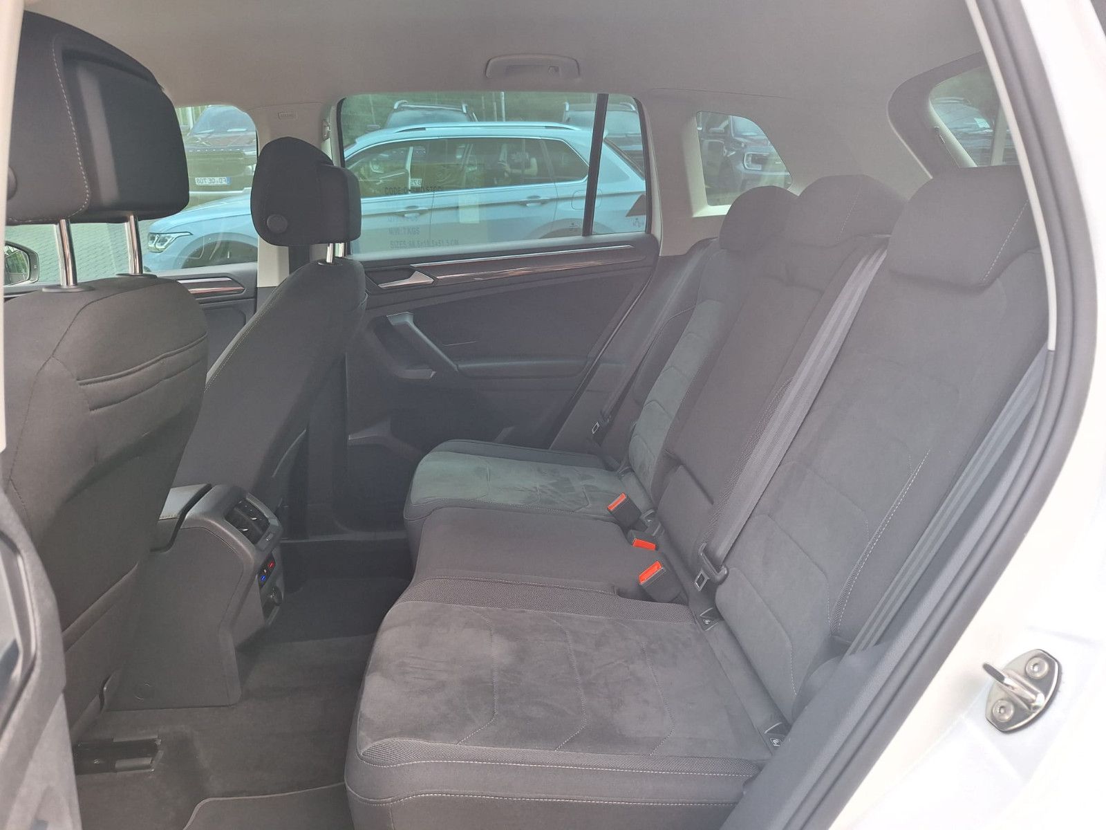 Volkswagen Tiguan 2.0 TDI United DSG - Samsaru's Car Outlet