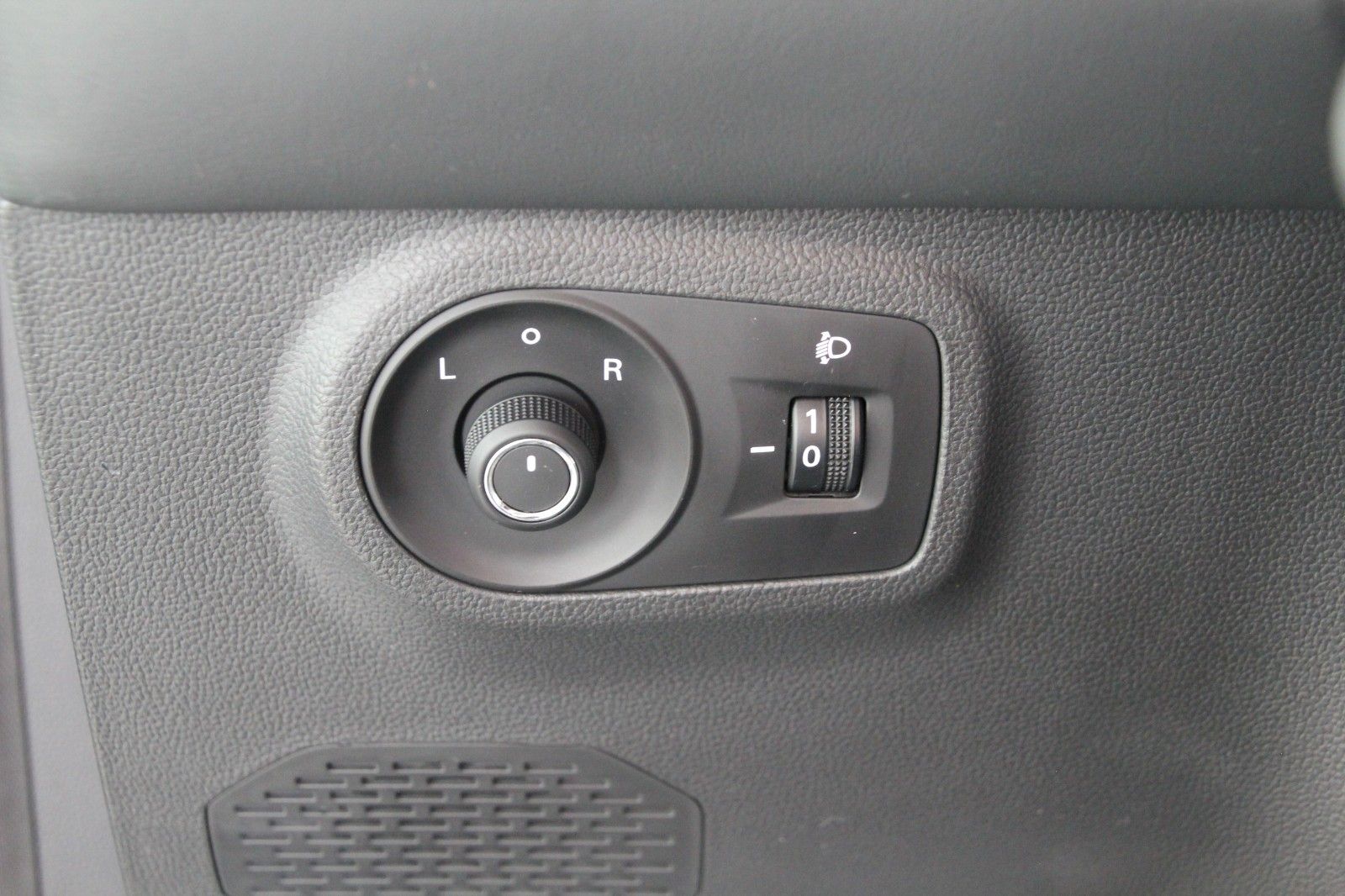 MG ZS EV Comfort Standard