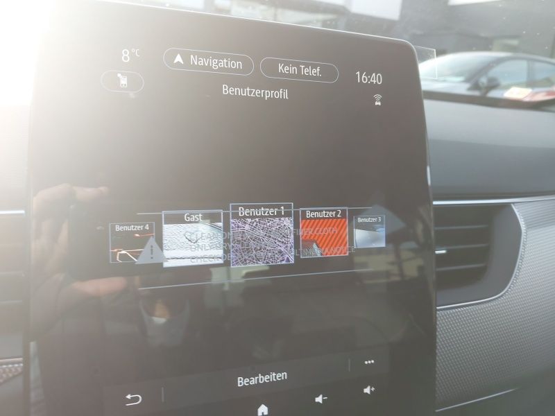 Renault ARKANA TECHNO E-Tech Full Hybrid 145 - Samsaru's Car Outlet