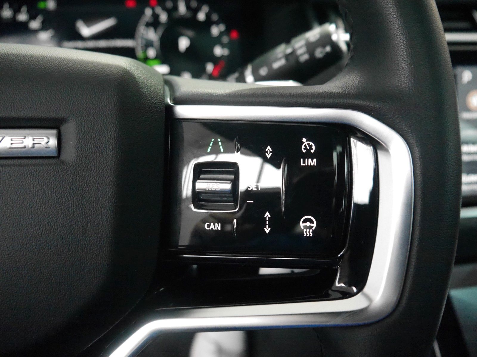 Range Rover Velar P400e S - Samsaru's Car Outlet