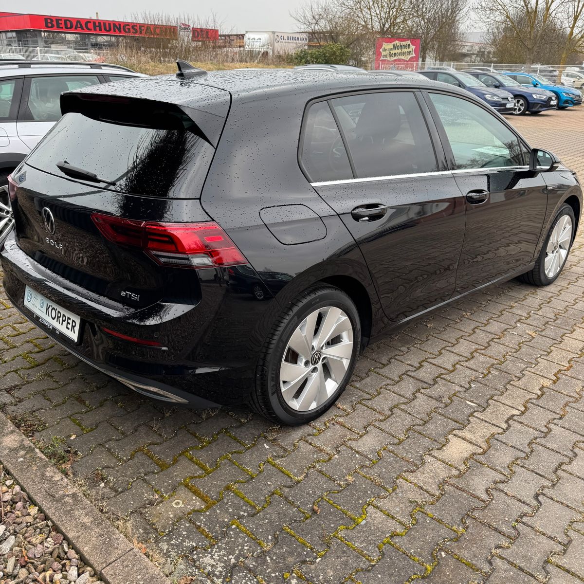 Volkswagen Golf VIII Lim. Style 1.5 eTSI - Samsaru's Car Outlet