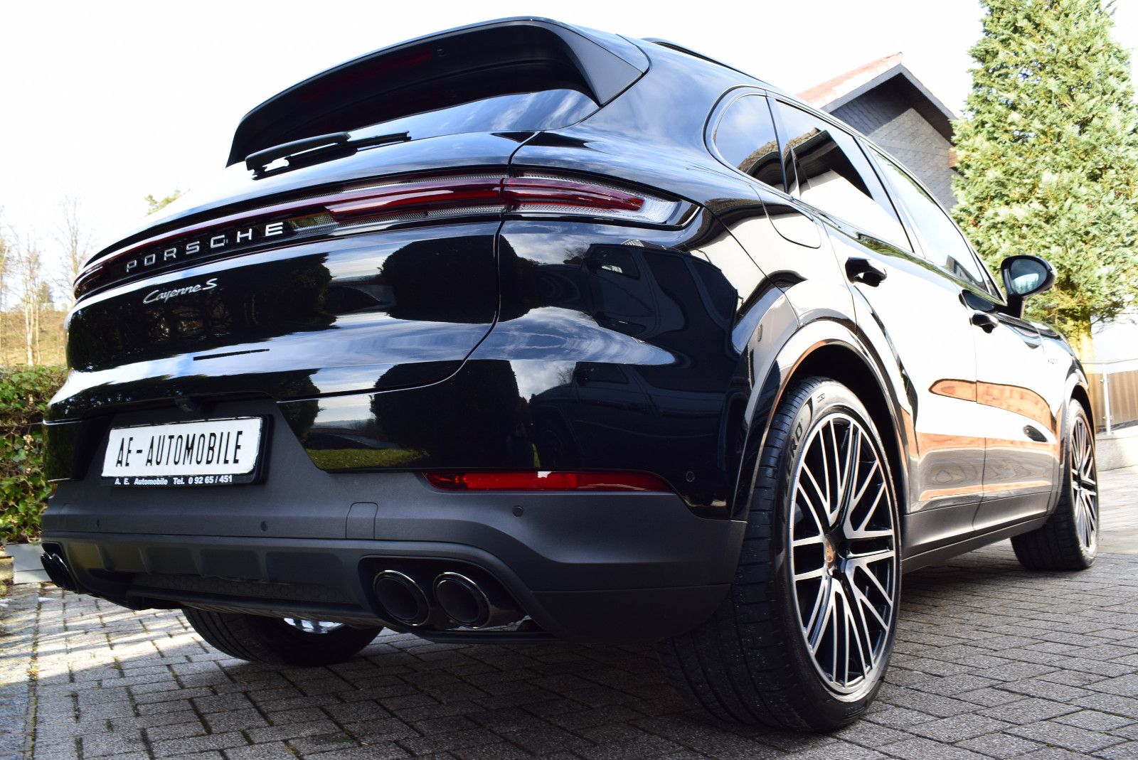 Porsche Cayenne S E-Hybrid BOSE/22"/ACC/AHK/PANO/18-WEGE