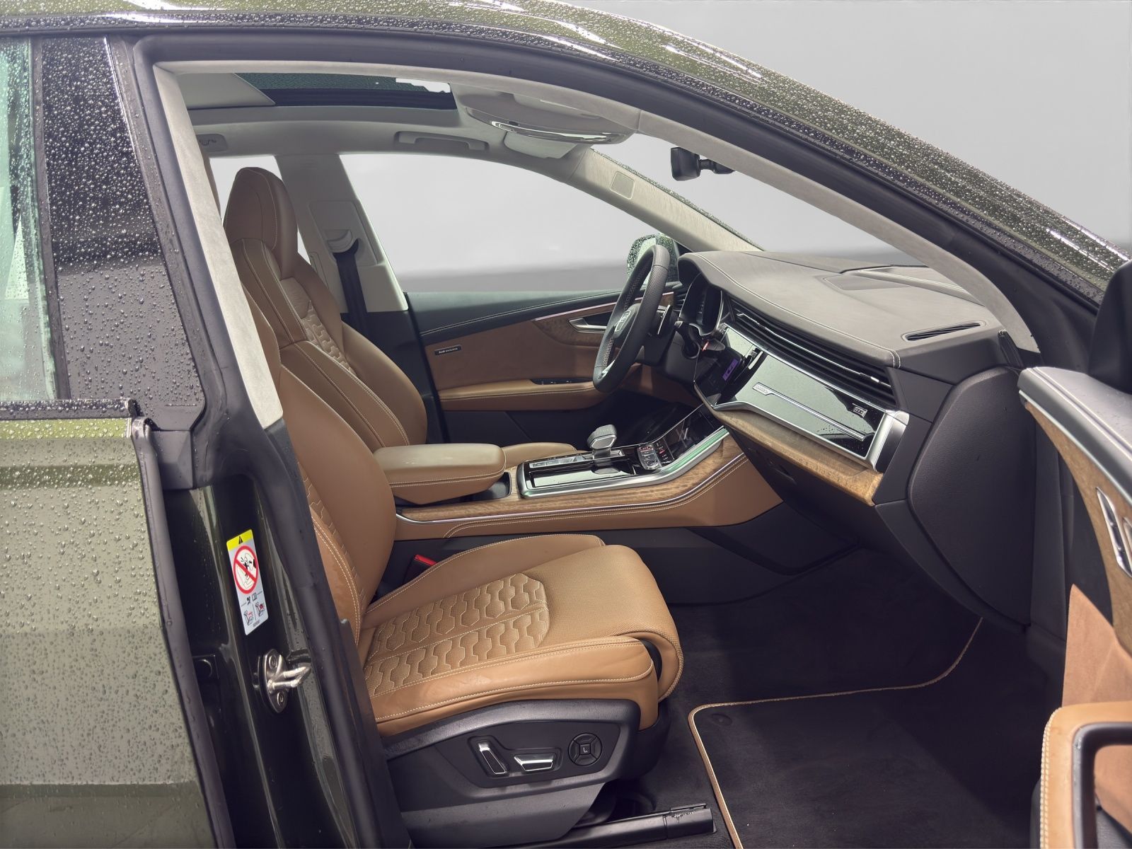 Audi RSQ8 TFSI Q EXCLUSIVE UPE192 LM23 KERAMIK PANO M