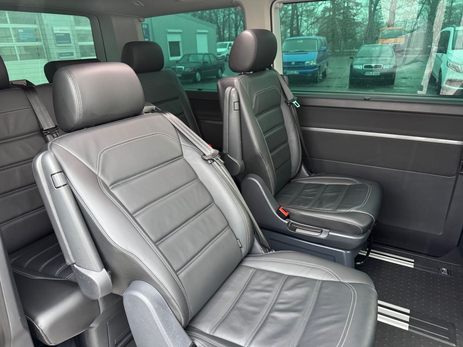 Volkswagen T6 Multivan - Samsaru's Car Outlet