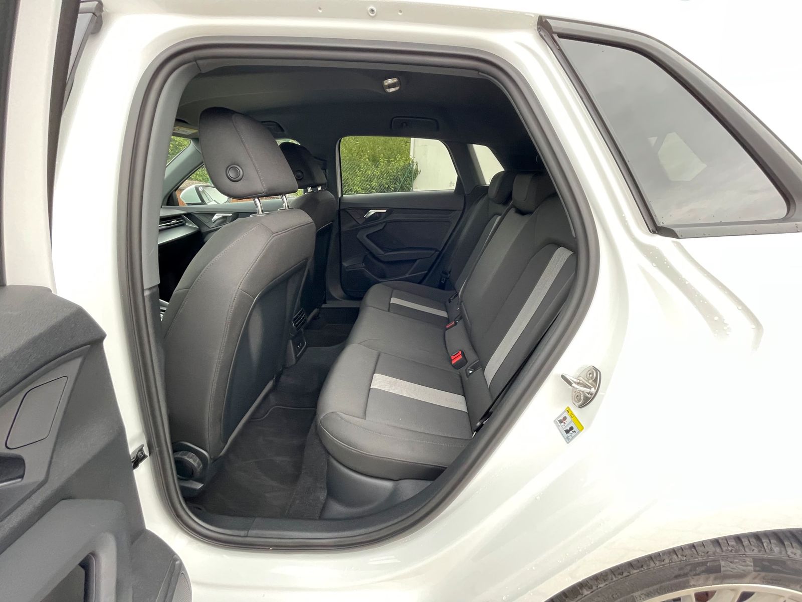 Audi A3 Spb. 40 TFSIe advanced NAV VIRTUAL DAB