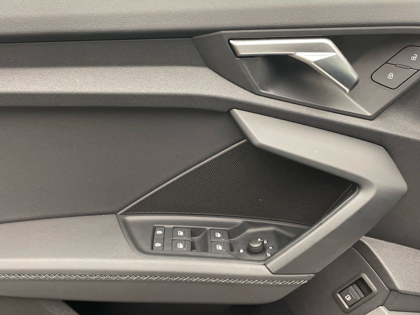 Audi A3 Sportback 45 TFSI e S line S tronic MMI LED